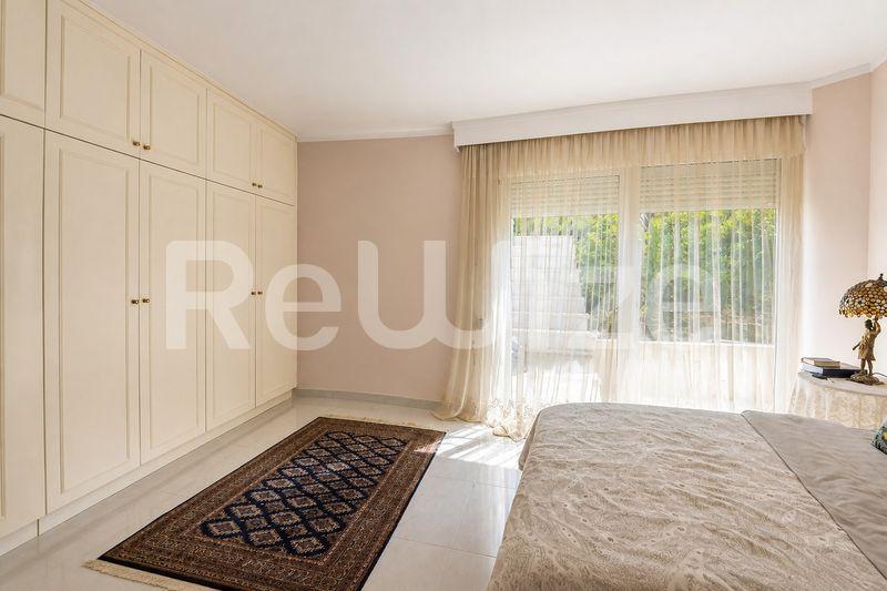 Maisonette 169 m² in Thermi, bedroom