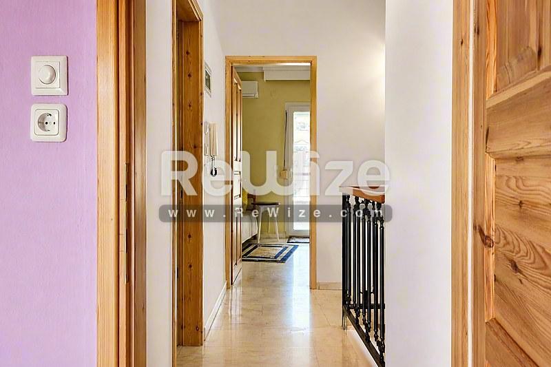 Maisonette 169 m² in Thermi, hallway