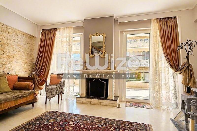 Maisonette 169 m² in Thermi, living room