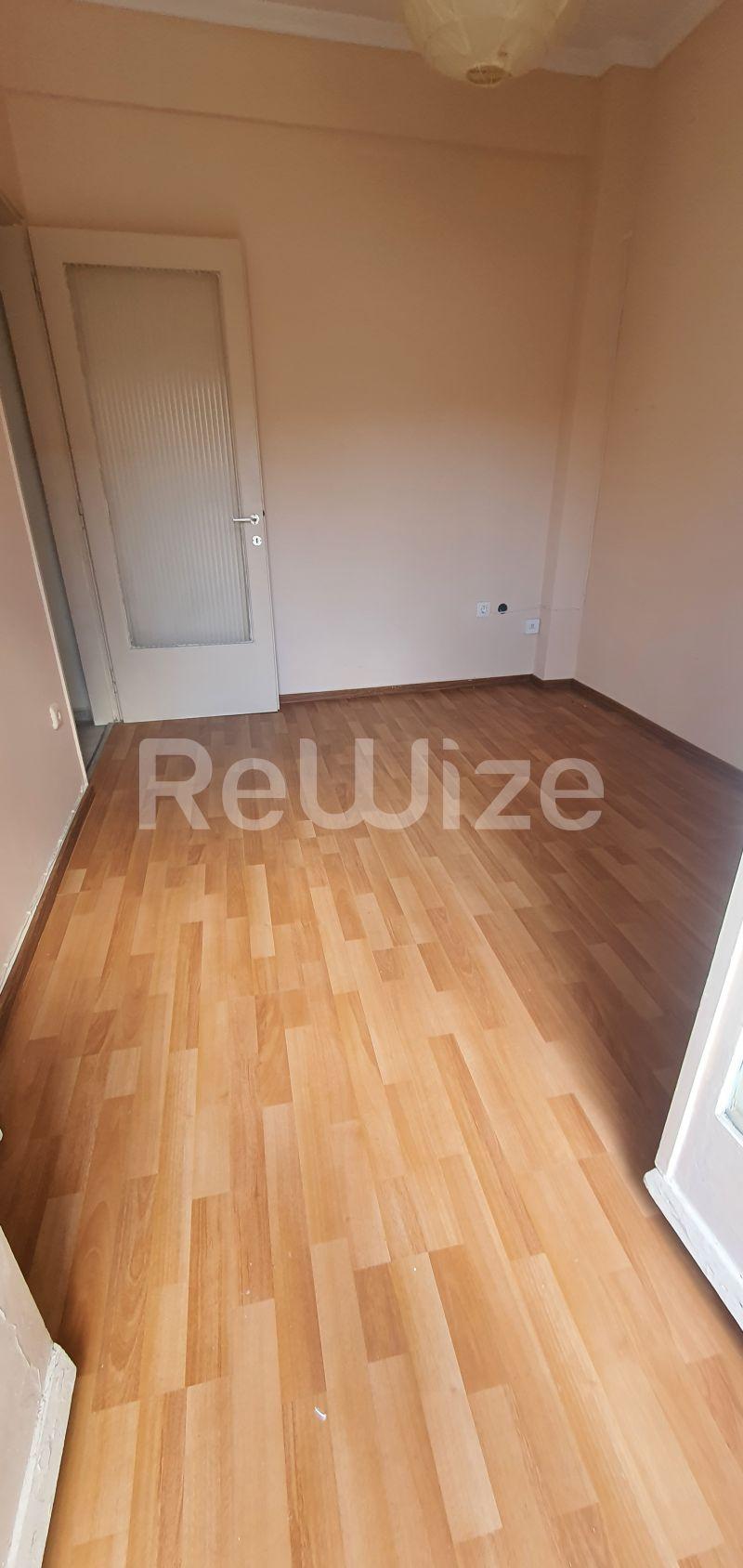 Photo 3,Σαλόνι,ΕΝΟΙΚΊΑΣΗ,Κατοικία,Διαμέρισμα,43τ.μ,€380,Άνω Πόλη