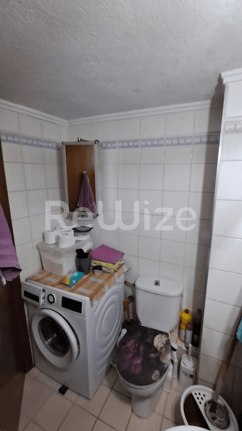 Photo 11,Μπάνιο,ΠΏΛΗΣΗ,Κατοικία,Διαμέρισμα,76τ.μ,€148,000,Μενεμένη