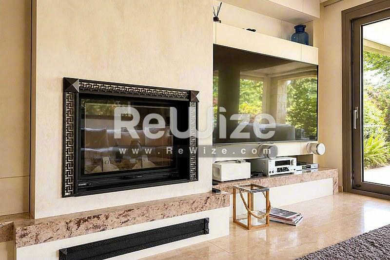 Detached house in a complex 300 m² in Kassandra, living room