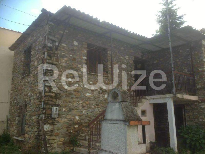 Detached house 160 m² in Polygyros, facade