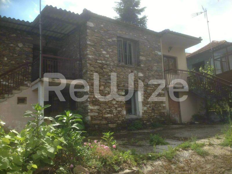 Detached house 160 m² in Polygyros, facade