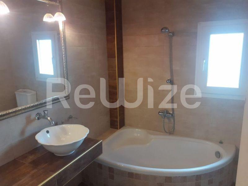 Photo 8,Μπάνιο,ΠΏΛΗΣΗ,Κατοικία,Μονοκατοικία,238τ.μ,€630,000,Πανόραμα