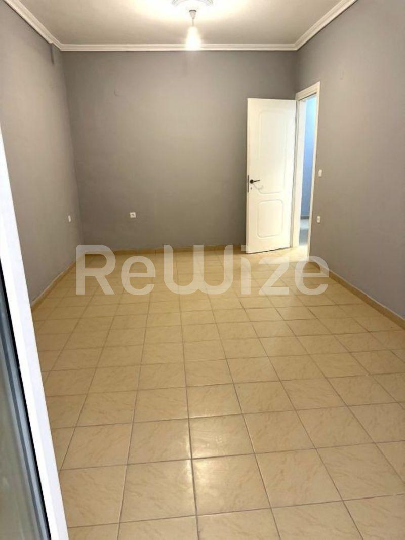 Photo 10,Σαλόνι,ΠΏΛΗΣΗ,Κατοικία,Διαμέρισμα,52τ.μ,€95,000,Άνω Πόλη