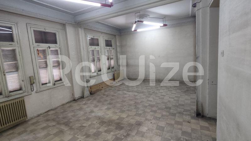 Photo 4,Living Room,SALE,Professional,Building,700sqm,€1,200,000,Kentro Thessalonikis