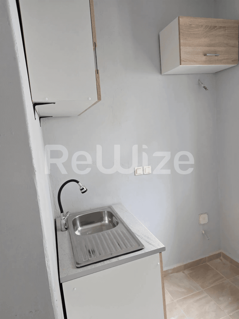 Photo 13,Μπάνιο,ΠΏΛΗΣΗ,Κατοικία,Διαμέρισμα,46τ.μ,€550,Λόφος Φιλαρέτου