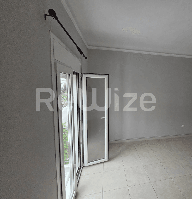 Photo 2,Σαλόνι,ΠΏΛΗΣΗ,Κατοικία,Διαμέρισμα,46τ.μ,€550,Λόφος Φιλαρέτου