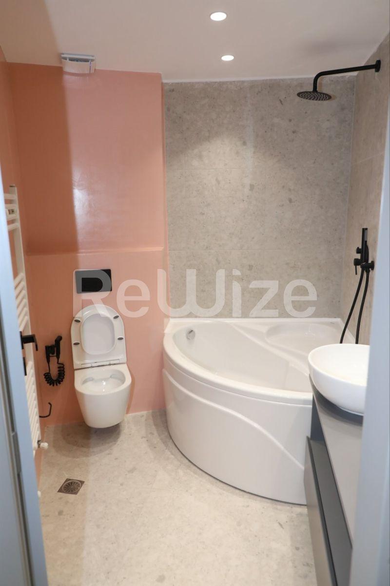 Photo 22,Μπάνιο,ΕΝΟΙΚΊΑΣΗ,Κατοικία,Διαμέρισμα,103τ.μ,€780,Άγιος Παύλος