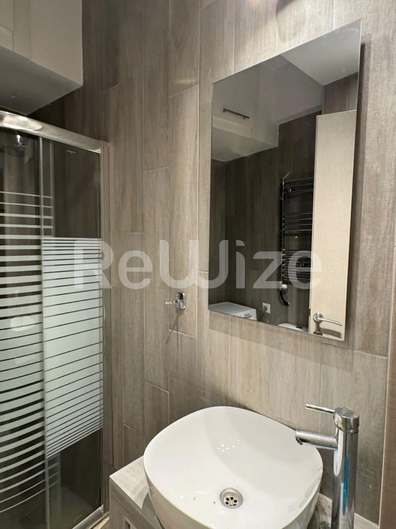 Photo 9,Μπάνιο,ΕΝΟΙΚΊΑΣΗ,Κατοικία,Διαμέρισμα,40τ.μ,€550,Κέντρο Θεσσαλονίκης