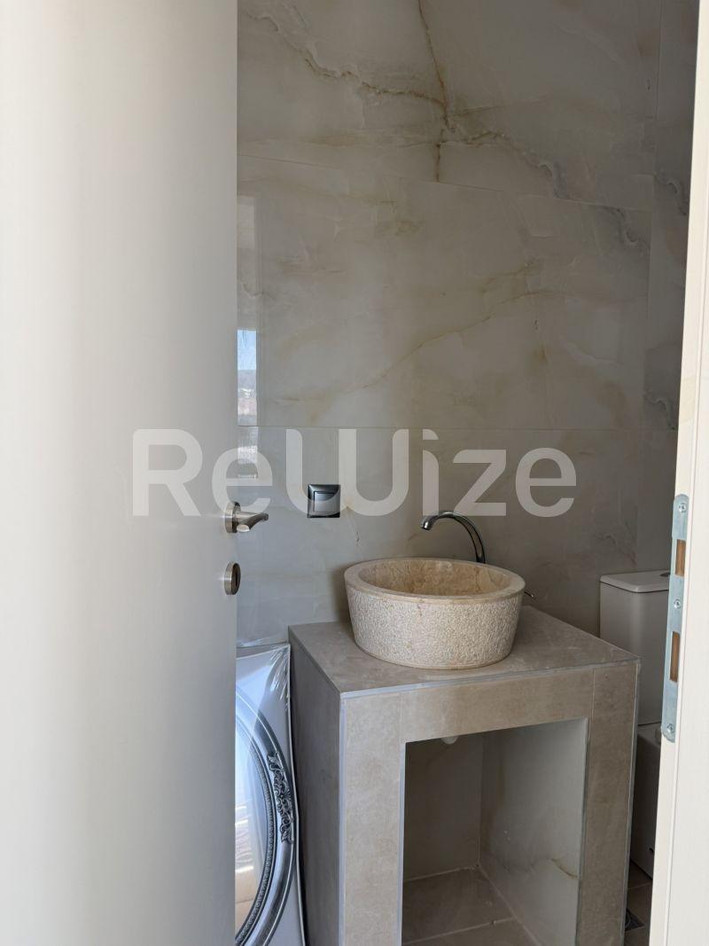 Photo 7,Μπάνιο,ΠΏΛΗΣΗ,Κατοικία,Διαμέρισμα,35τ.μ,€134,000,Χαριλάου