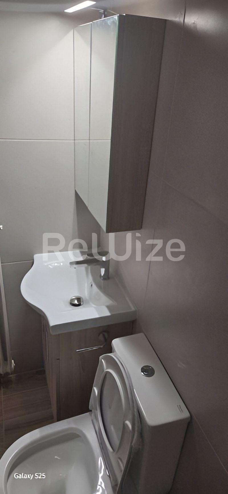 Photo 9,Μπάνιο,ΕΝΟΙΚΊΑΣΗ,Κατοικία,Διαμέρισμα,35τ.μ,€390,Άνω Πόλη