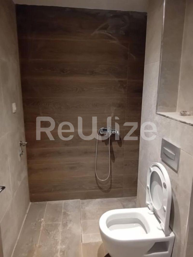 Photo 4,Μπάνιο,ΕΝΟΙΚΊΑΣΗ,Κατοικία,Διαμέρισμα,40τ.μ,€450,Βαρδάρης