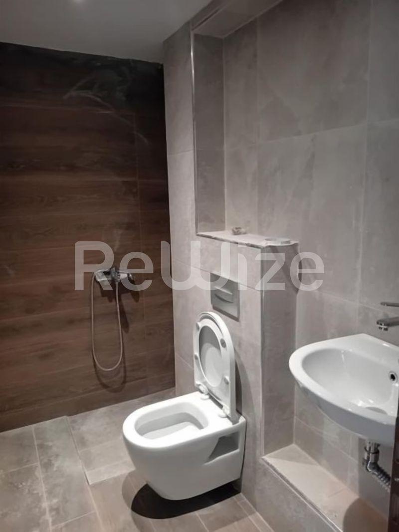 Photo 13,Μπάνιο,ΕΝΟΙΚΊΑΣΗ,Κατοικία,Διαμέρισμα,40τ.μ,€450,Βαρδάρης