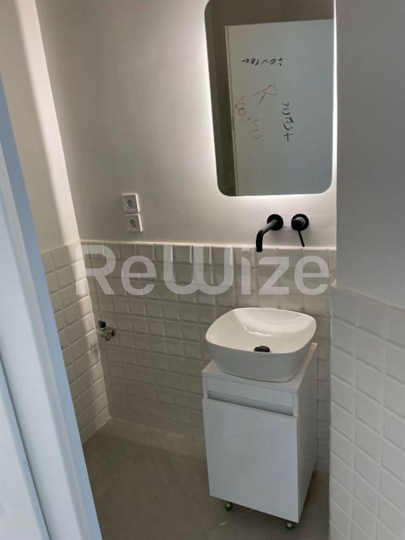 Photo 9,Bathroom,SALE,Residency,Apartment,72sqm,€239,000,Kentro Thessalonikis