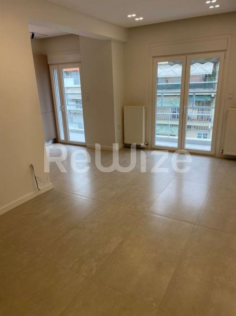 Photo 1,Living Room,SALE,Residency,Apartment,72sqm,€239,000,Kentro Thessalonikis