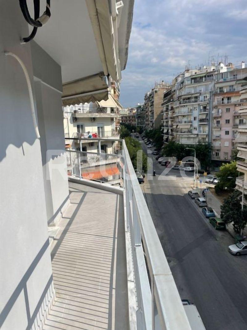 Photo 2,Balcony,SALE,Residency,Apartment,72sqm,€239,000,Kentro Thessalonikis