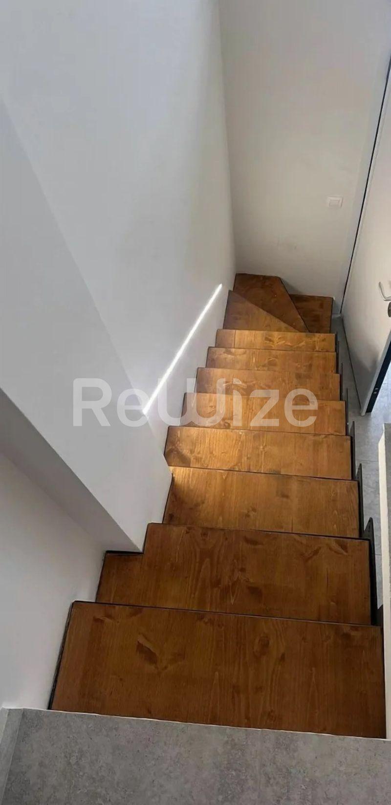 Photo 3,Διάδρομος,ΕΝΟΙΚΊΑΣΗ,Κατοικία,Λοφτ,25τ.μ,€400,Ιπποκράτειο