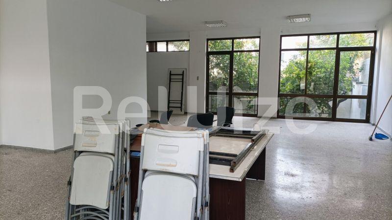 Photo 5,Pool,SALE,Professional,Store,190sqm,€215,000,Nea Alikarnassos