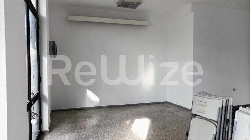 Photo 7,Pool,SALE,Professional,Store,190sqm,€215,000,Nea Alikarnassos