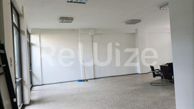 Photo 8,Pool,SALE,Professional,Store,190sqm,€215,000,Nea Alikarnassos