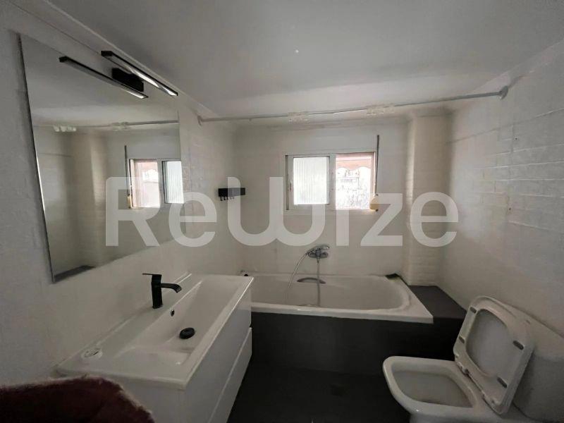 Photo 16,Μπάνιο,ΕΝΟΙΚΊΑΣΗ,Κατοικία,Διαμέρισμα,96τ.μ,€750,Θέρμη