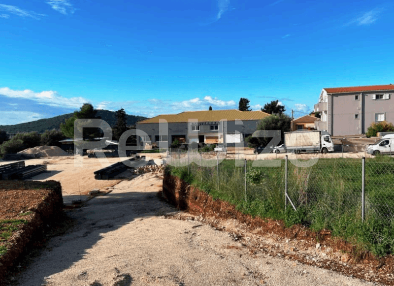 Photo 1,Outside,RENT,Professional,Building,380sqm,€245,000,Argostoli