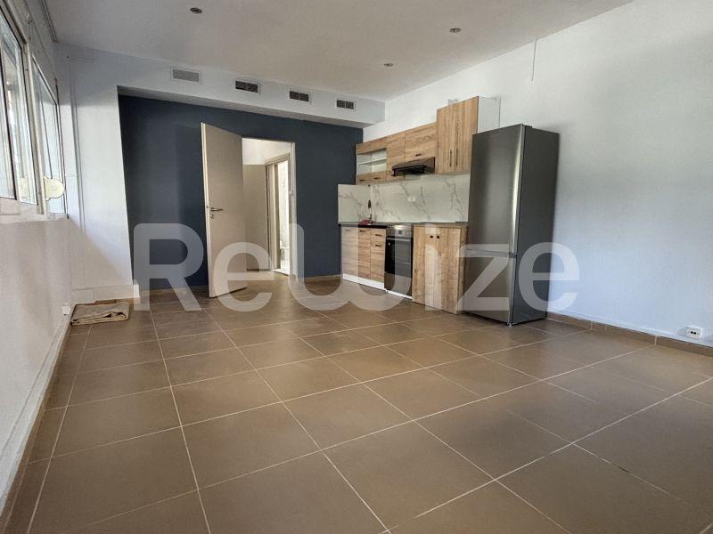 Photo 3,Living Room,SALE,Residency,Apartment,40sqm,€115,000,Kentro Kalamarias