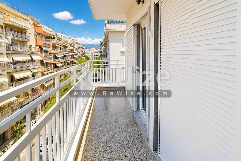 Apartment 100 m² in Thessaloniki, balcony