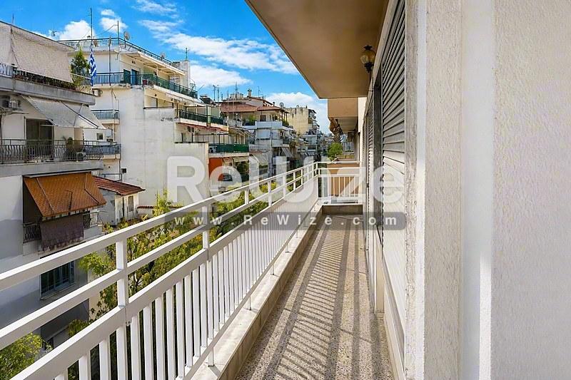 Apartment 100 m² in Thessaloniki, balcony