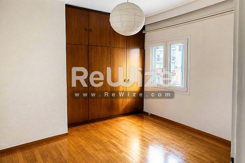 Apartment 100 m² in Thessaloniki, bedroom