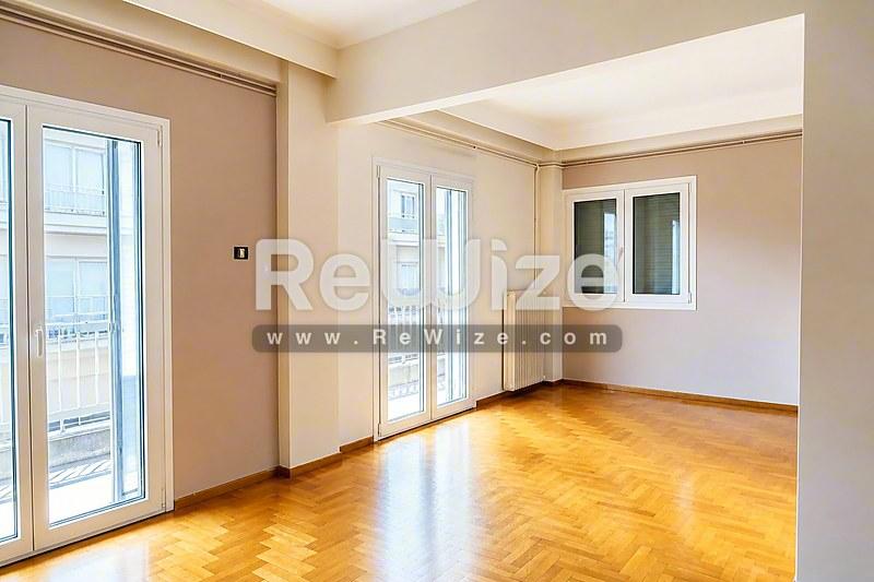 Apartment 100 m² in Thessaloniki, living room