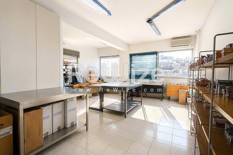 Γραφείο 255 τ.μ. στη Θεσσαλονίκη, κουζίνα