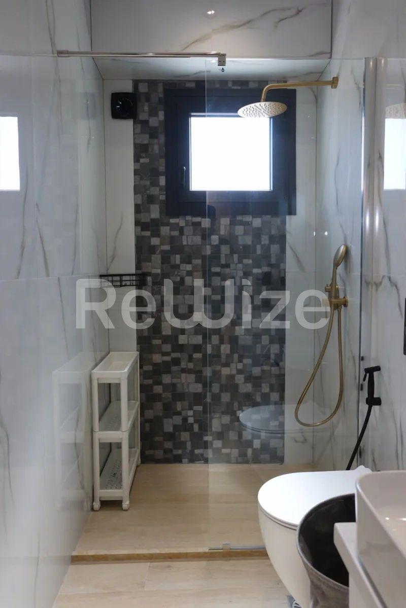 Photo 7,Μπάνιο,ΕΝΟΙΚΊΑΣΗ,Κατοικία,Διαμέρισμα,46τ.μ,€1,000,Κέντρο Θεσσαλονίκης