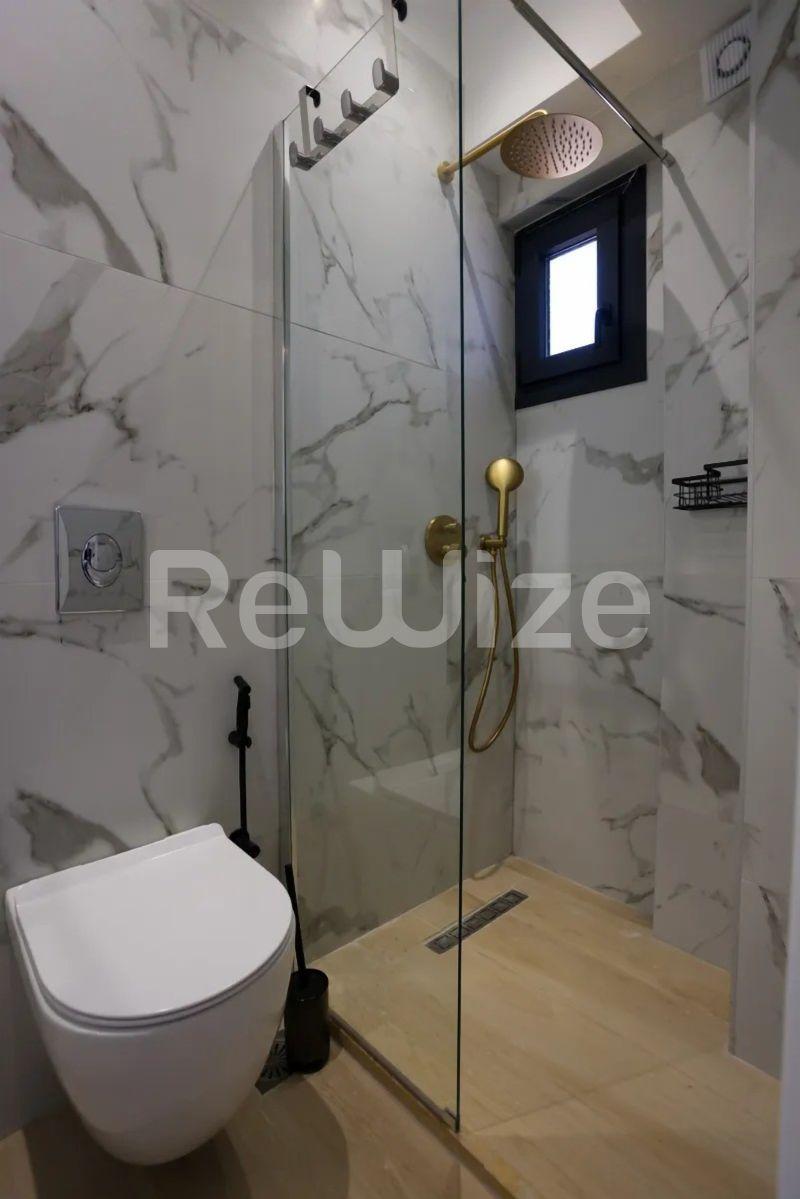 Photo 6,Bathroom,RENT,Residency,Studio,34sqm,€850,Kentro Thessalonikis