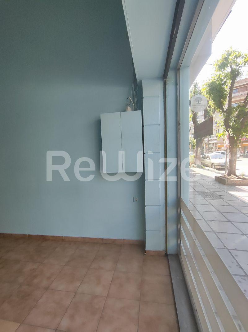 Photo 7,Σαλόνι,ΕΝΟΙΚΊΑΣΗ,Επαγγελματικό,Γραφείο,25τ.μ,€250,Αμπελόκηποι