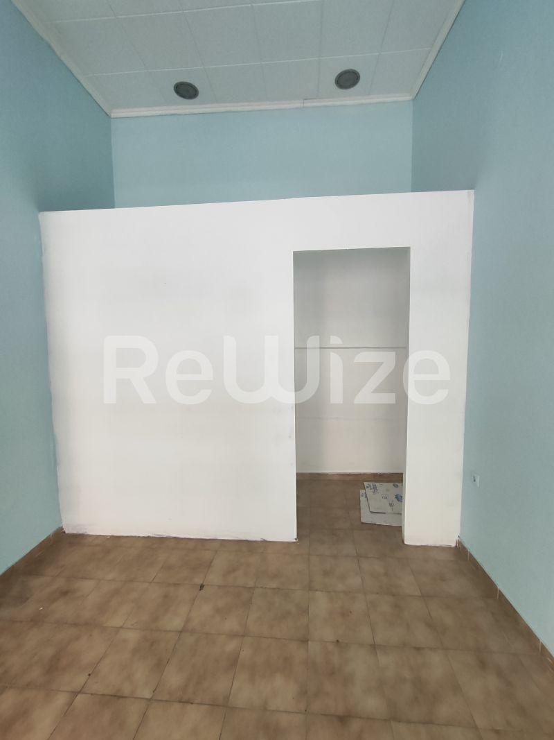 Photo 17,Σαλόνι,ΕΝΟΙΚΊΑΣΗ,Επαγγελματικό,Γραφείο,25τ.μ,€250,Αμπελόκηποι