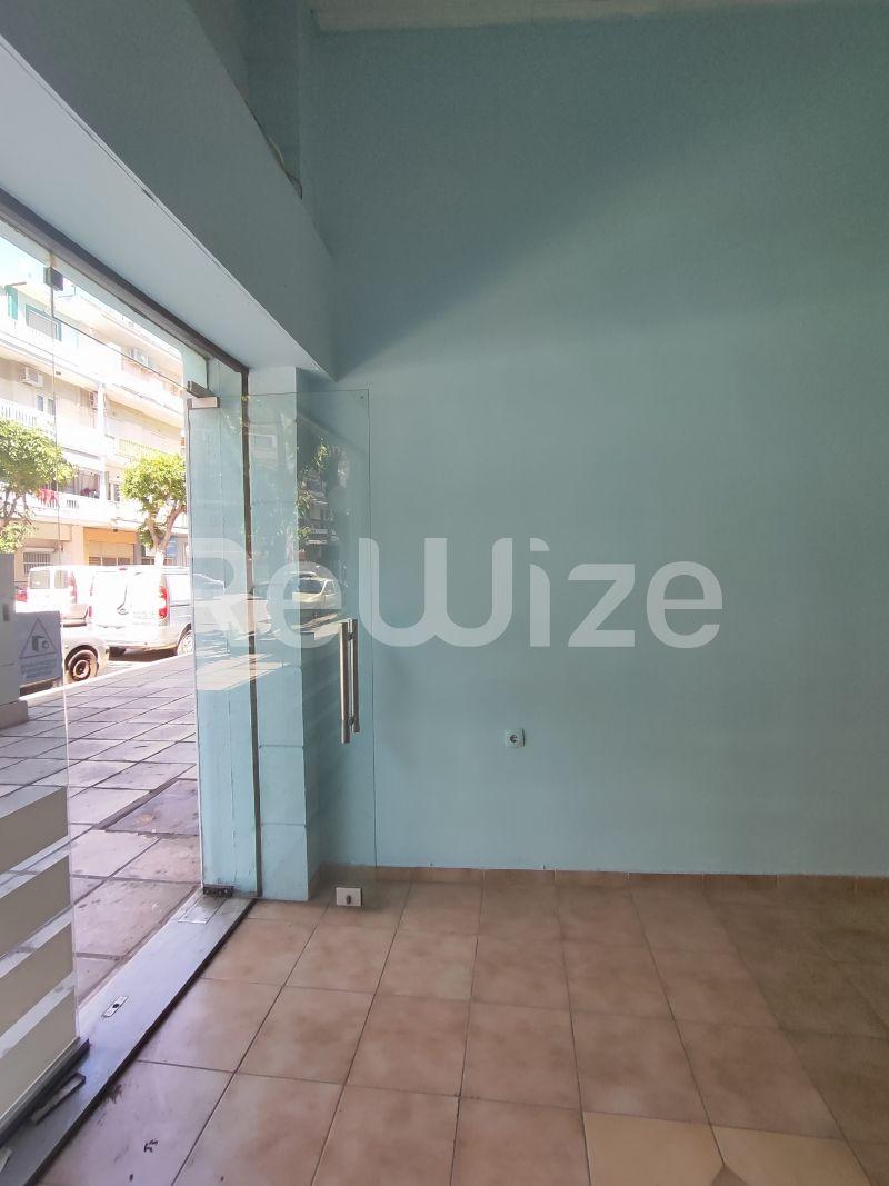 Photo 8,Σαλόνι,ΕΝΟΙΚΊΑΣΗ,Επαγγελματικό,Γραφείο,25τ.μ,€250,Αμπελόκηποι