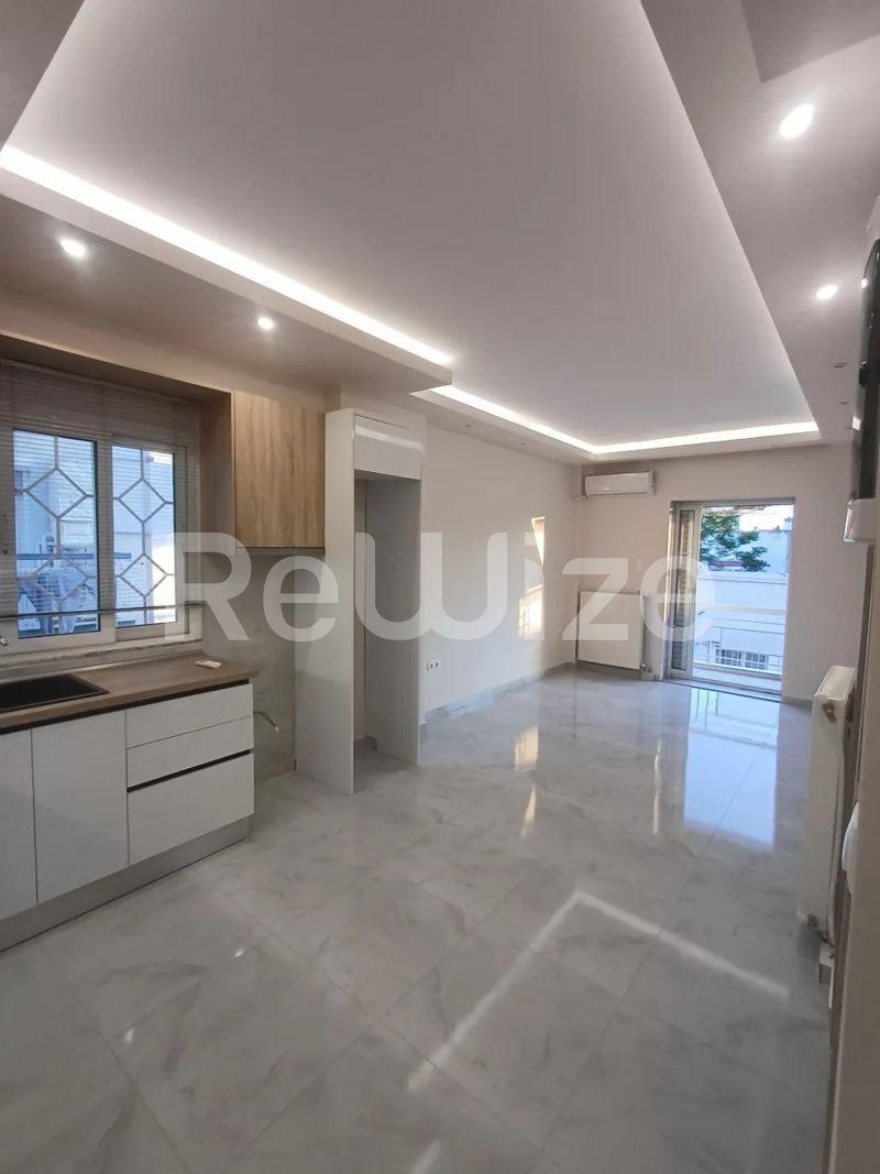 Photo 2,Σαλόνι,ΕΝΟΙΚΊΑΣΗ,Κατοικία,Διαμέρισμα,42τ.μ,€460,Νεάπολη
