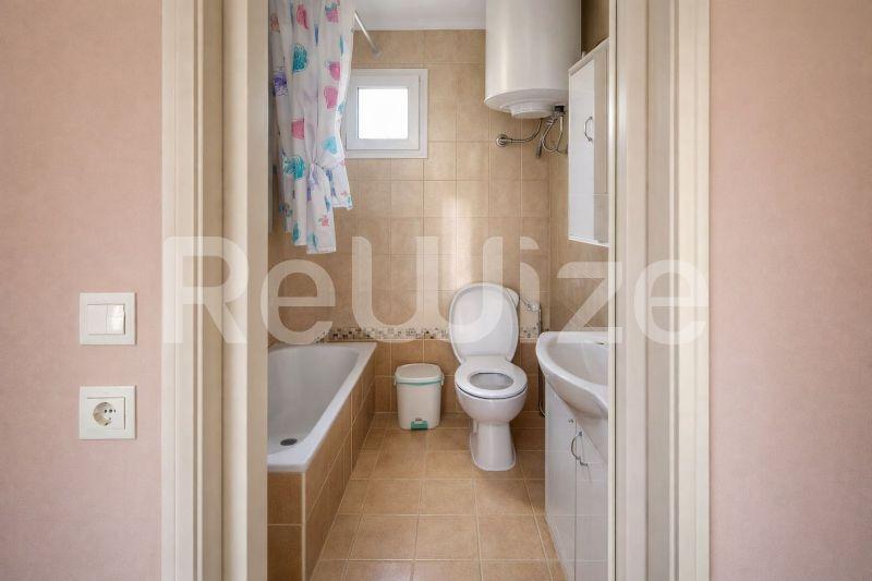 Photo 10,Μπάνιο,ΠΏΛΗΣΗ,Κατοικία,Μονοκατοικία,264τ.μ,€249,000,Νέα Ποτίδαια