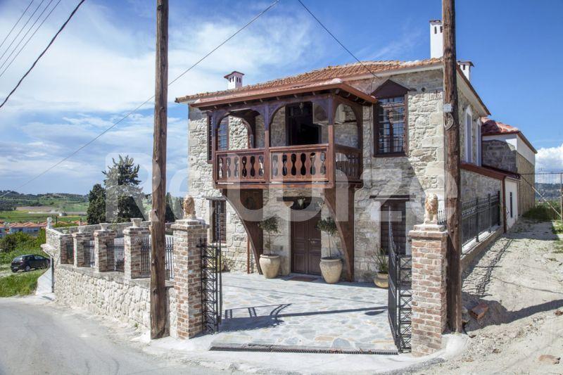 Photo 2,,ΠΏΛΗΣΗ,Κατοικία,Μονοκατοικία,300τ.μ,€1,100,000,Καλάνδρα