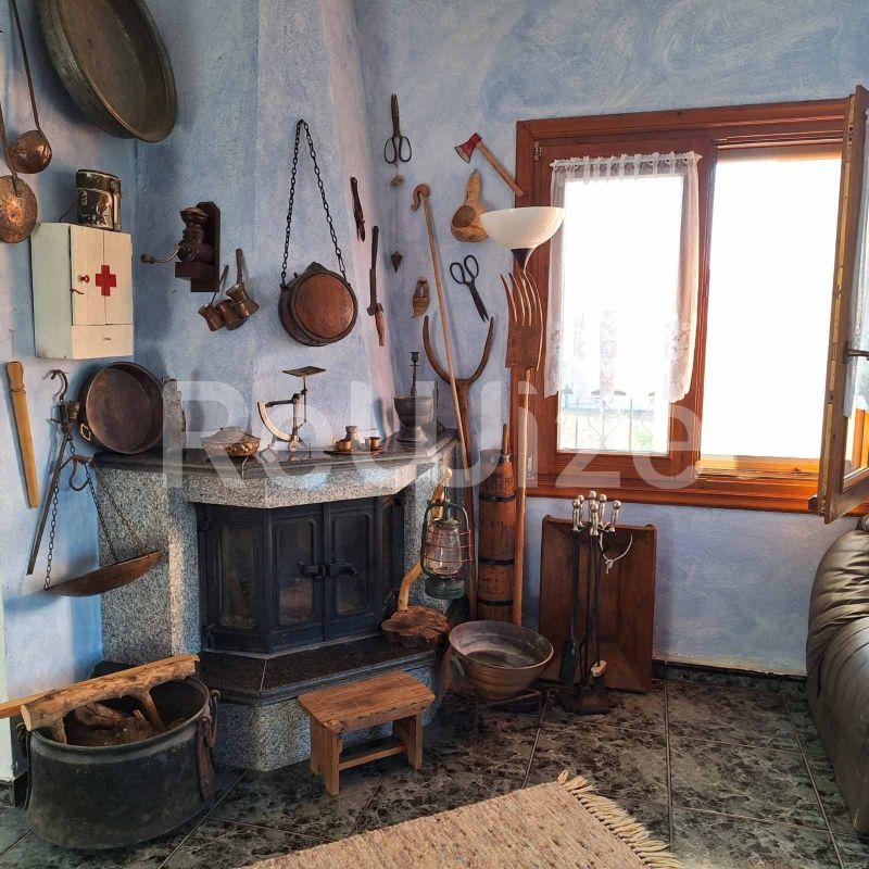 Photo 9,Σαλόνι,ΠΏΛΗΣΗ,Κατοικία,Μεζονέτα,250τ.μ,€520,000,Σωζόπολη