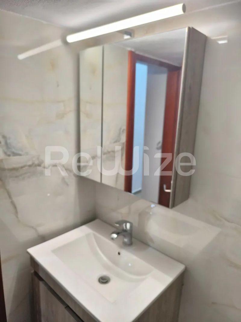 Photo 18,Μπάνιο,ΕΝΟΙΚΊΑΣΗ,Κατοικία,Διαμέρισμα,45τ.μ,€550,Βαρδάρης