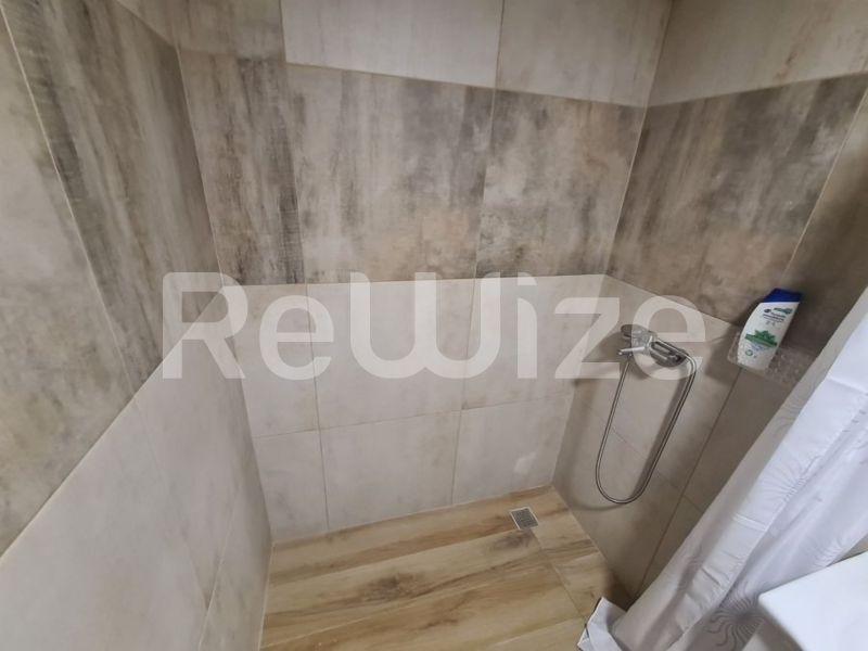 Photo 10,Μπάνιο,ΕΝΟΙΚΊΑΣΗ,Κατοικία,Διαμέρισμα,32τ.μ,€550,Κέντρο Θεσσαλονίκης