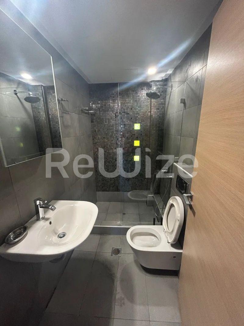 Photo 18,Μπάνιο,ΕΝΟΙΚΊΑΣΗ,Κατοικία,Διαμέρισμα,187τ.μ,€2,500,Αρετσού