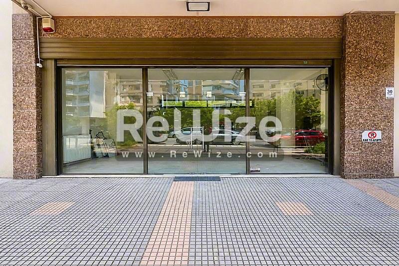 Store 120 m² in Thessaloniki, facade