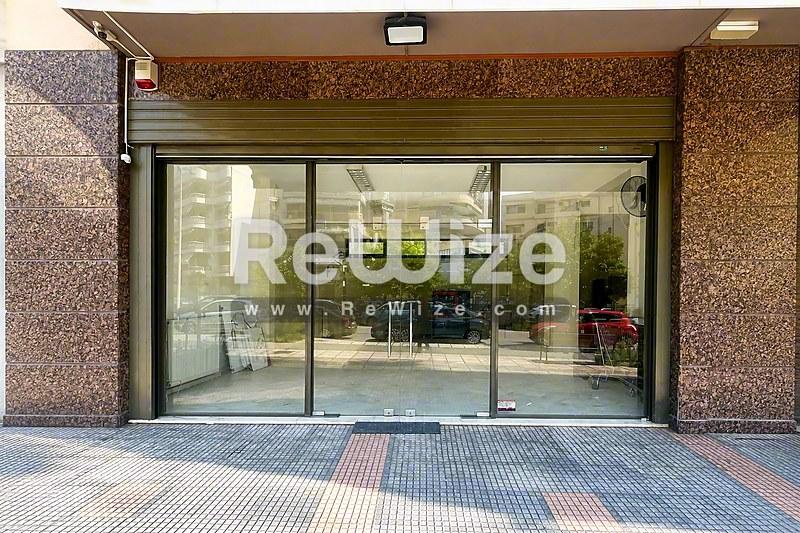 Store 120 m² in Thessaloniki, facade