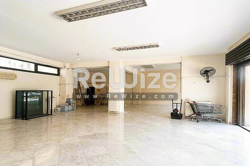 Store 120 m² in Thessaloniki, open-plan living area