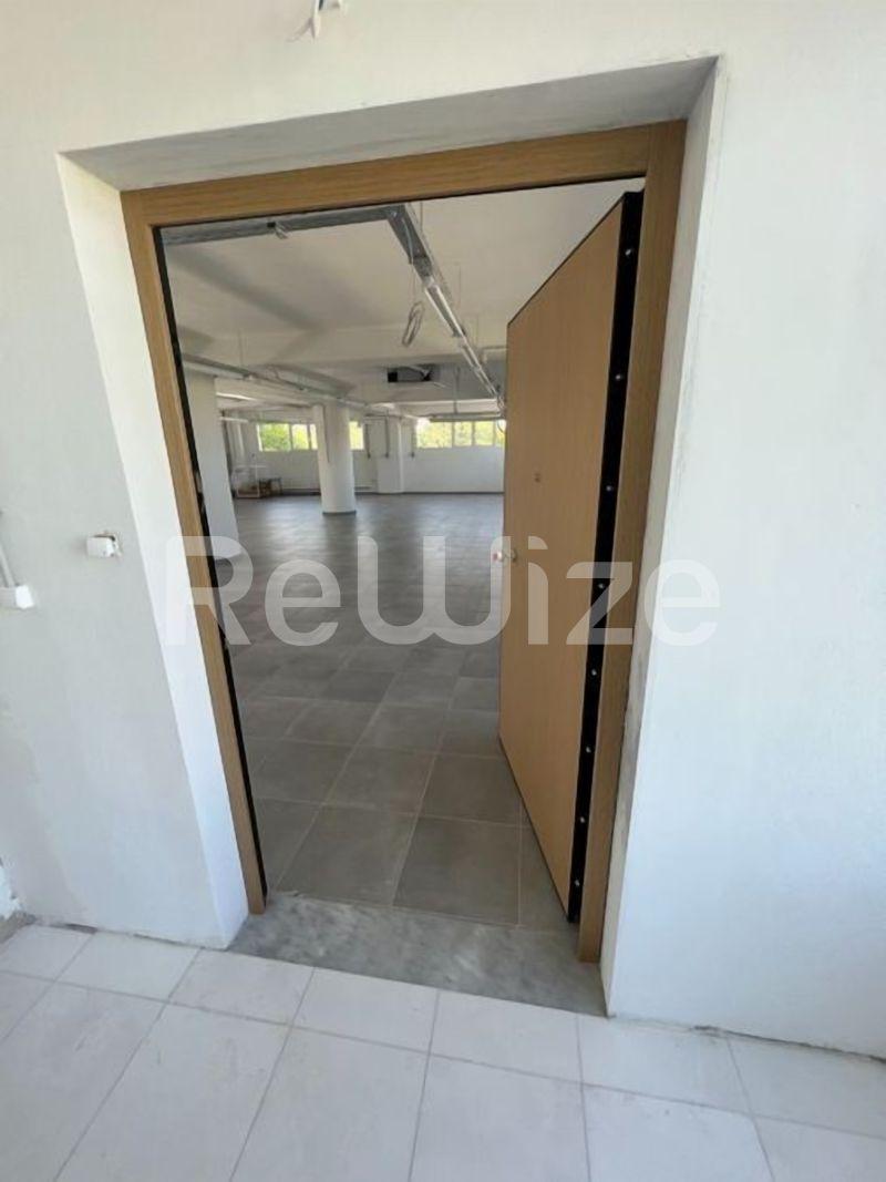 Photo 2,Πισίνα,ΠΏΛΗΣΗ,Επαγγελματικό,Γραφείο,260τ.μ,€312,000,Θέρμη